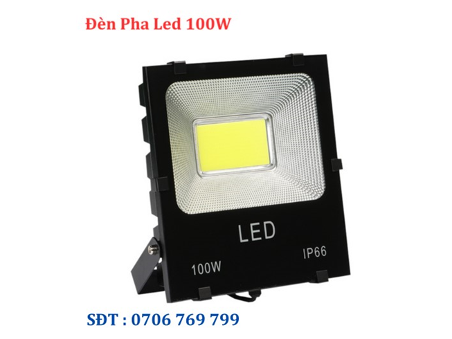 Đèn Pha Led 100W IP66 Ngoài Trời Giá Rẻ