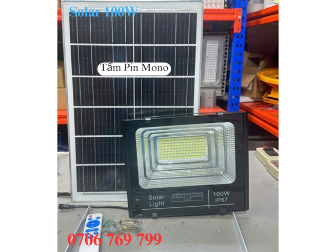 Đèn Pha Led Năng Lượng Mặt Trời 100w