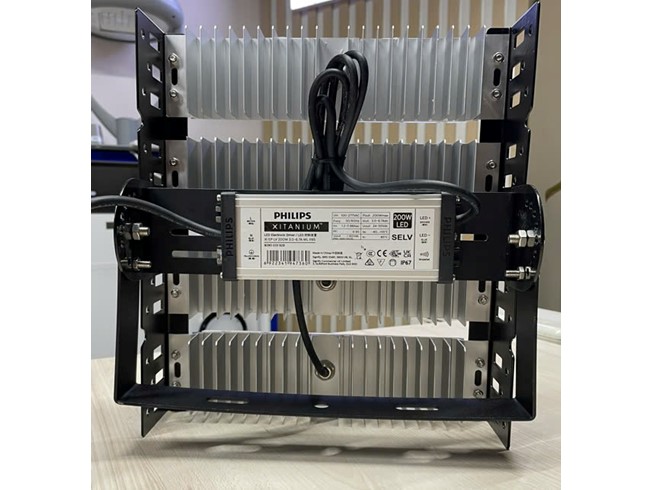 Đèn Pha Led Module 200W Philips